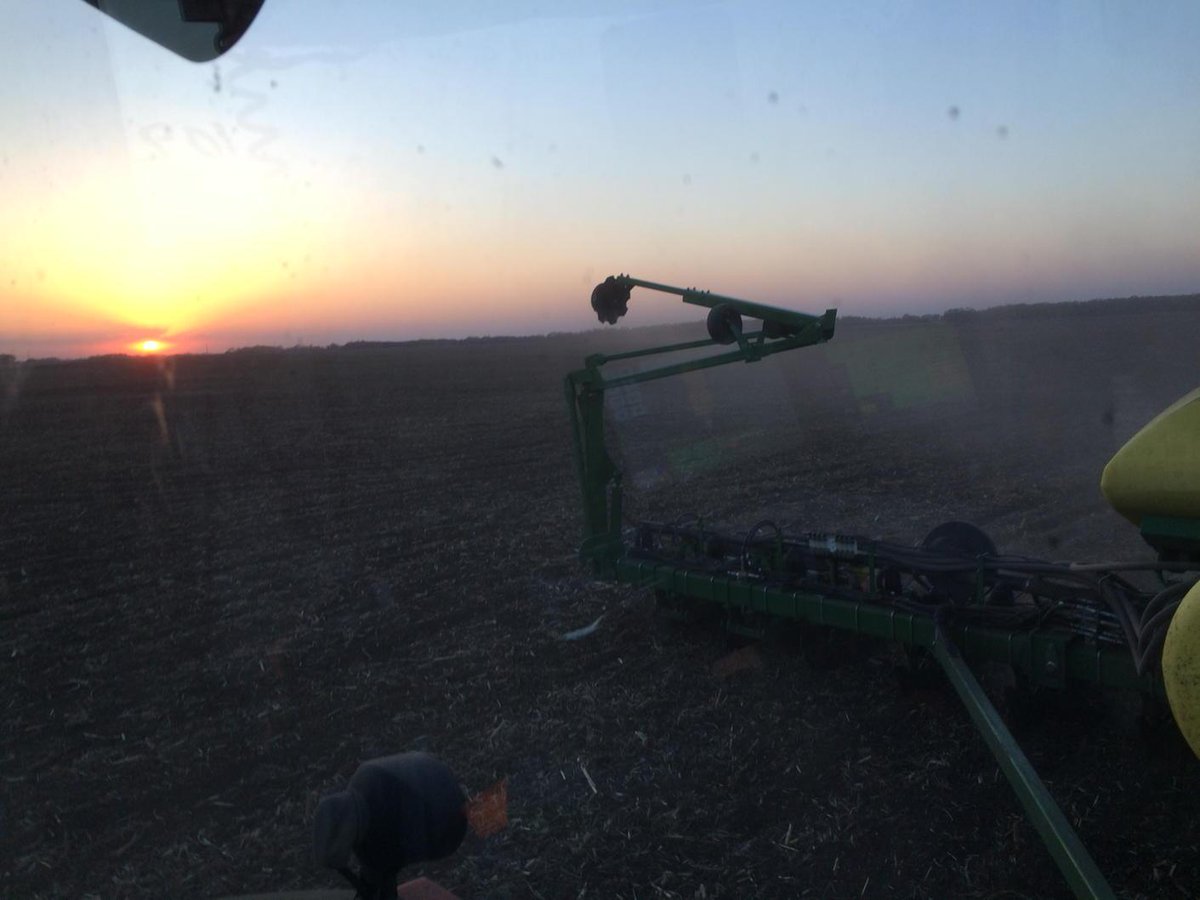 joelmathiowetz's tweet photo. Blessed to be a farmer and enjoy nature and all its beauty! #plant15 http://t.co/KRhVyTZfom