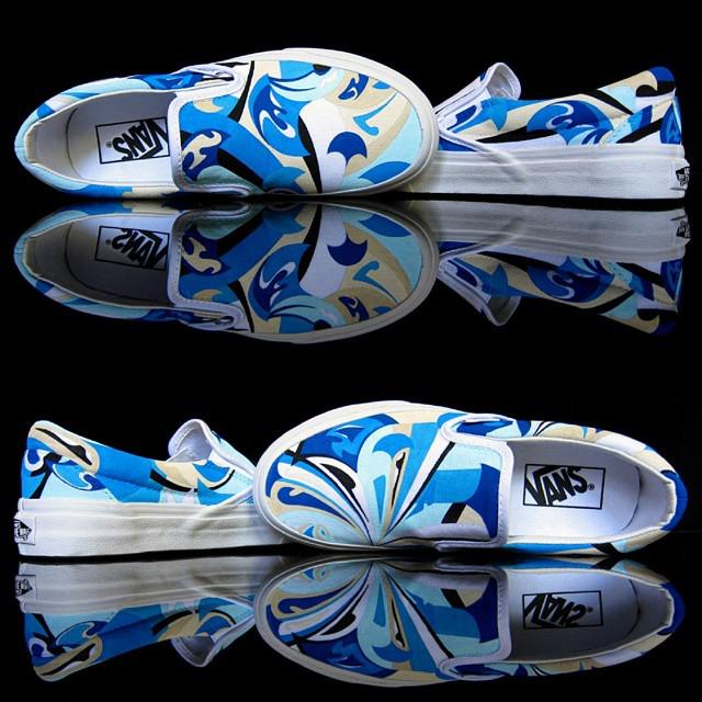 CustomSwaves's tweet image. #tbt Emilio Pucci Vans for @YaelKanter #emiliopucci #pucci #swaves #freehand #angelusshoepolish