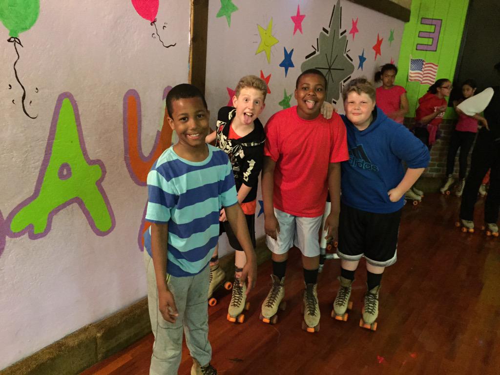 Efontanez3's tweet photo. Fountain Hill night was a huge success! Over 150 students attended! @BASDFtHill http://t.co/SB8kDP2KG3