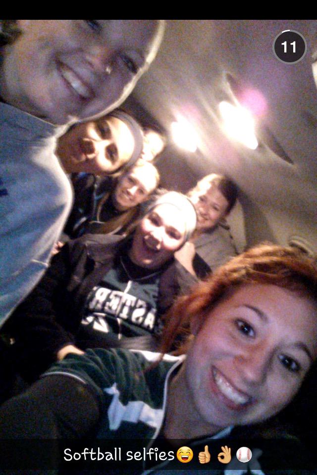 EMUClubSoftball's tweet image. #ThrowbackThursday to our scrimmage against Michigan back in October #imissyouall #softballsquad