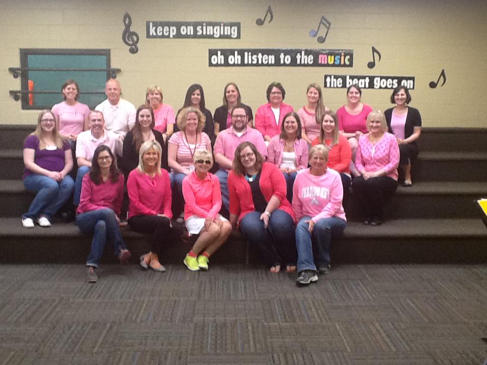 IowaSEA's tweet photo. Hansen Elementary in Cedar Falls had every shade of pink to support strong public schools. #PinkApril30 http://t.co/yJ8a4dyxsC