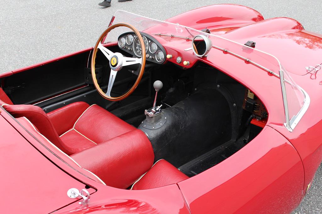 HortonsAuto's tweet photo. #Ferrari 250Testa Rossa at #Simeone Museum Demo Days http://t.co/dRQudBbGHD
