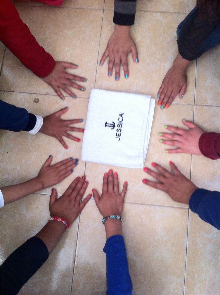 FundacionDB's tweet photo. ¡Muchas gracias a @JessicaNailsMX y a @PR_management por celebrar con nosotros el Día del Niño!
#JuntosEsPosible http://t.co/Ju4rw7Ndqt