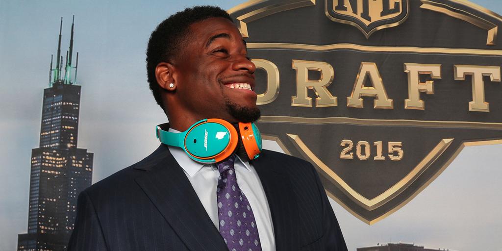 Bose's tweet photo. The newest member of the @MiamiDolphins, @DeVanteParker09. #NFLDraft http://t.co/Th0TLSAg8l