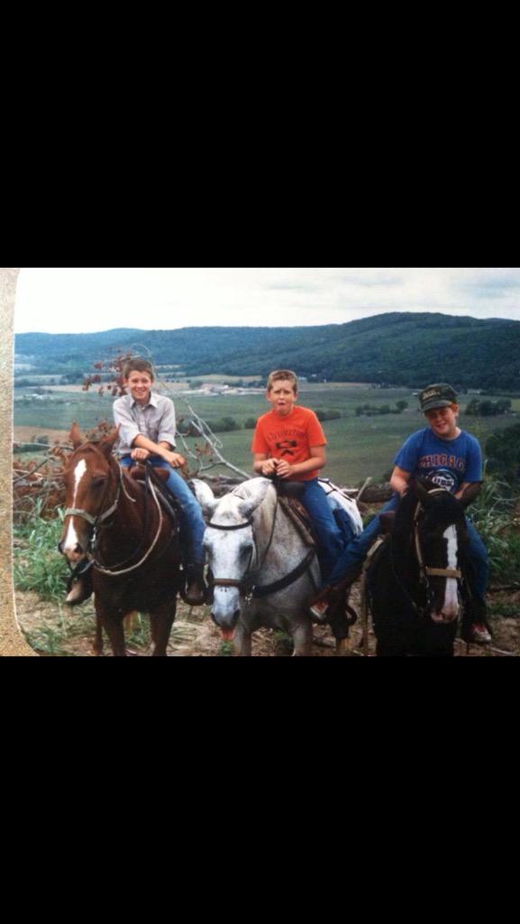 VanGundy Stables (@flybygeorge) on Twitter photo 