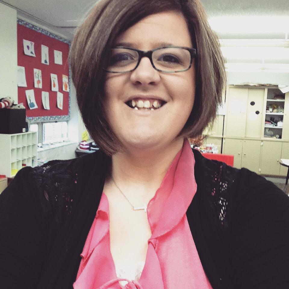 ms_weirich's tweet photo. We proudly wore pink today in support of Iowa public school employees! #PinkApril30 http://t.co/dnPBKHEUtK