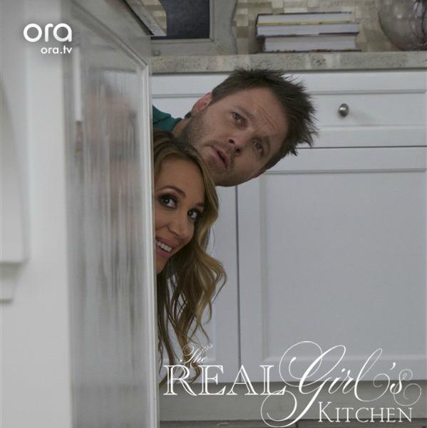 Behind the scenes of #RealGirlsKitchen 'Save the Date' episode w/<a href="/HaylieDuff/">Haylie Duff</a> <a href="/KurtFinney/">KURT FINNEY</a> &amp;more bit.ly/1KdSKq1
