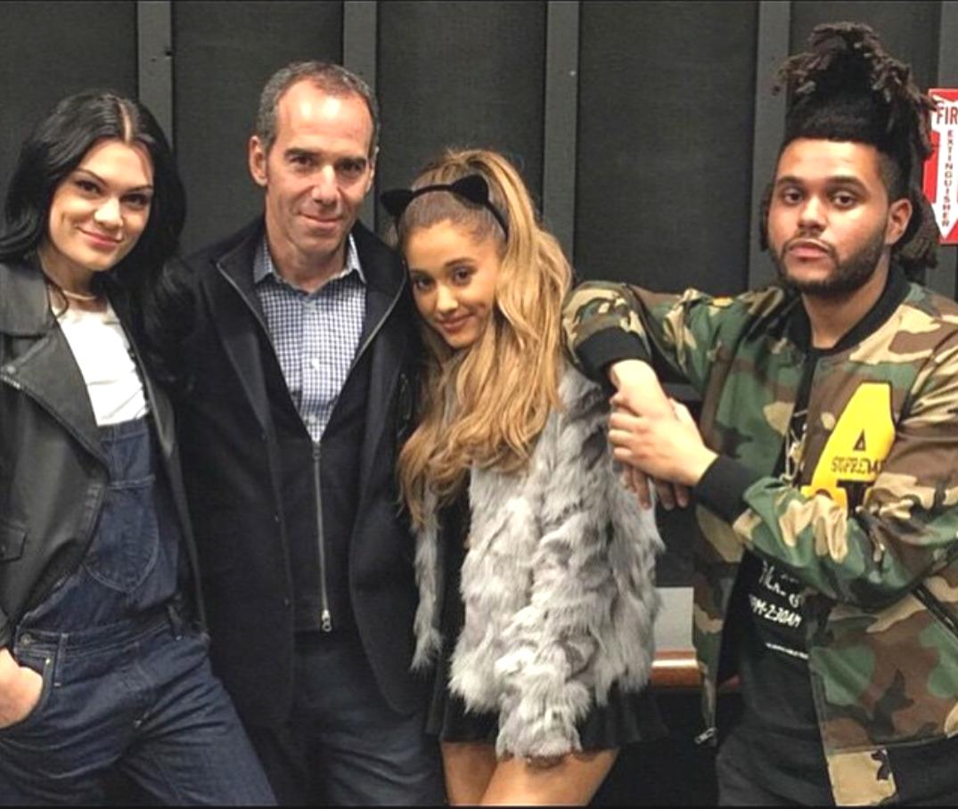ArianaUpdates13's tweet photo. -NEW PHOTO- http://t.co/qlyMBib9m0