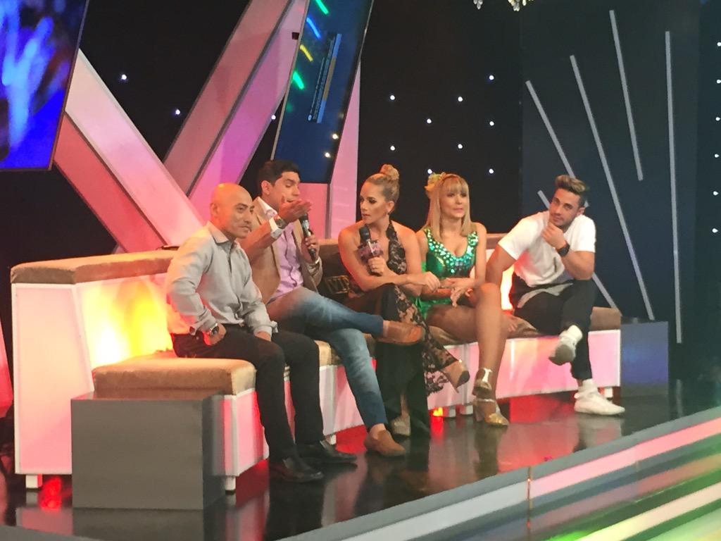 tcsoyelmejor's tweet photo. ¿@JonathanVIPTC quiere robar cámaras? @EmilioPinargote contra ataca en esta noche de #FelizConLosVIP. ¡Míralo ahora! http://t.co/kSeUyYa3lW