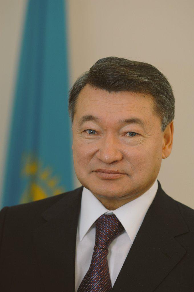 Даниал кенжетаевич ахметов. Ахметов д р. Аким района алтай восточно-казахстанской области. Шайяахметов врач. Ахметов д р.