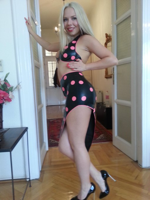 Latex)) http://t.co/6PhMb78725