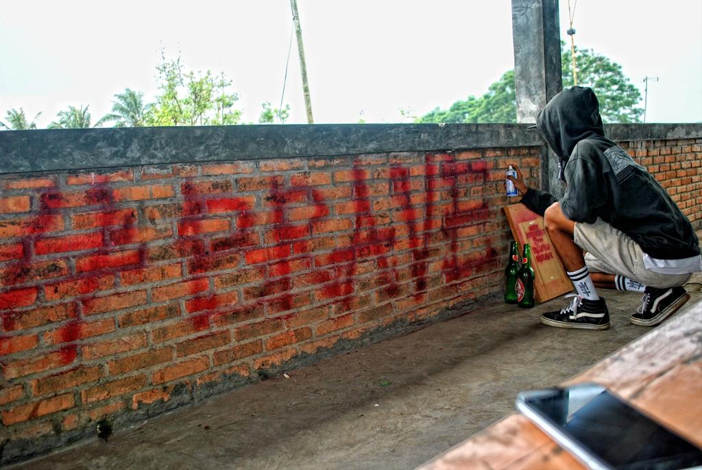 #fiveyearsbrave
#fiveyearsbrave
#fiveyearsbrave
#fiveyearsbrave
#fiveyearsbrave
Succes for @billfoldx !