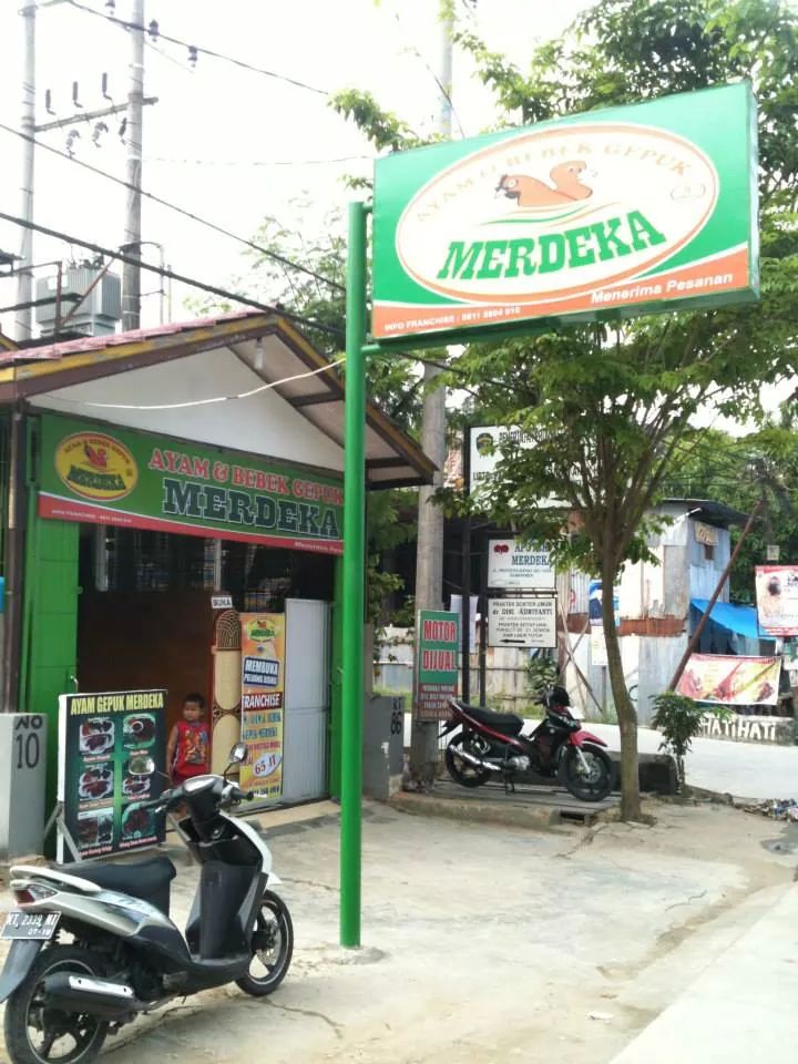 dwiyflyfree's tweet photo. RT @AyamGepukMDK: Alamat kami : Jl. Merdeka Raya No.10 Rt.86 Samarinda. Contac : 081520408090
Cc  @KulinerTepian http://t.co/do1umeAoMb