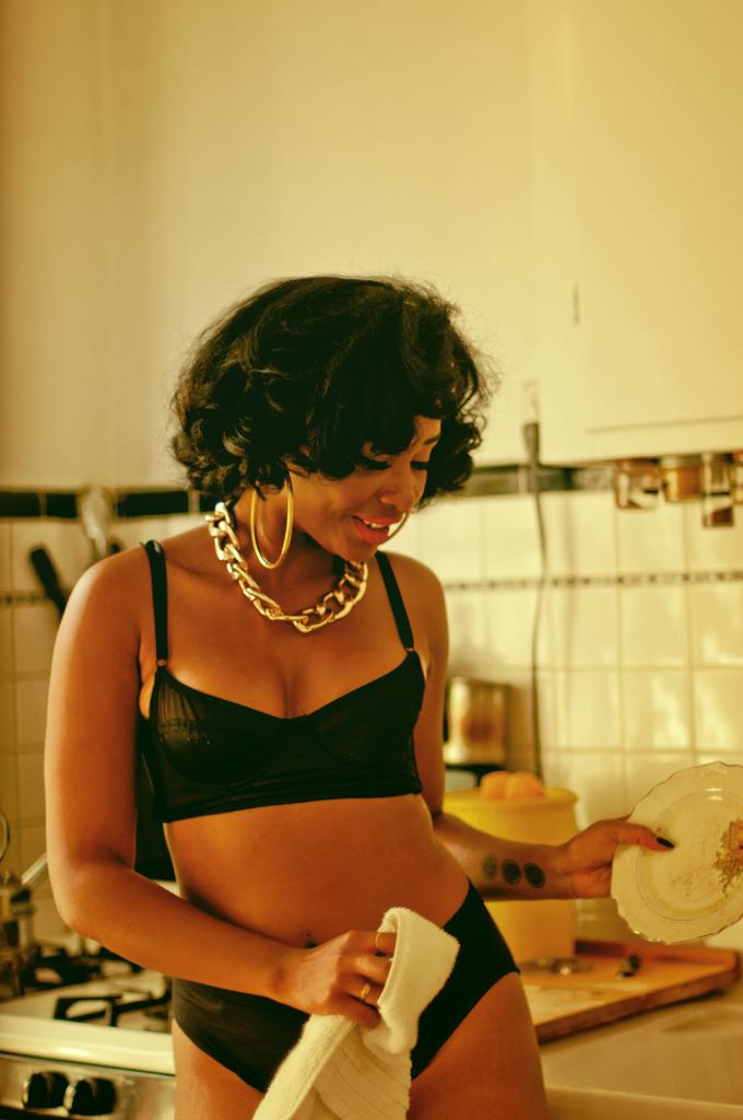 BlackGirlsWinni's tweet image. Those curves 😍😍😍😩🔥🔥