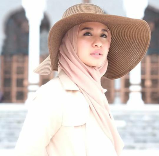 bellaers_LCB's tweet photo. RT @sanjaymulani: Vote LAUDYA CYNTHIA BELLA AKTRIS TERFAVORIT #NET2_ICA #AS_ChyntiaBella @netmediatama http://t.co/L7B4xJ6S8b @asmanadia