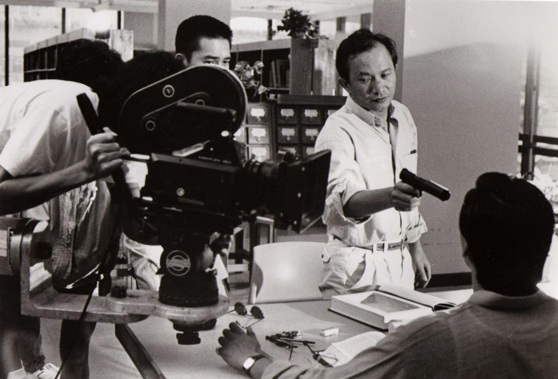 John Woo exigiendo su fiesta cumpleañera...
Happy Birthday, master! 