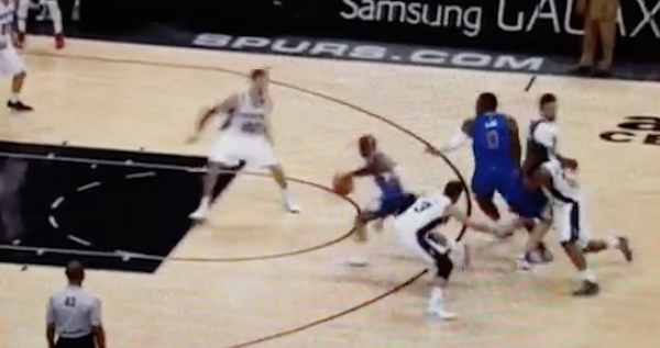 theScore's tweet photo. VIDEO: CP3 weaves his way through the whole city of San Antonio before dropping a beauty dime. http://t.co/wgjYU3JhYq http://t.co/YjXAWx3y3d