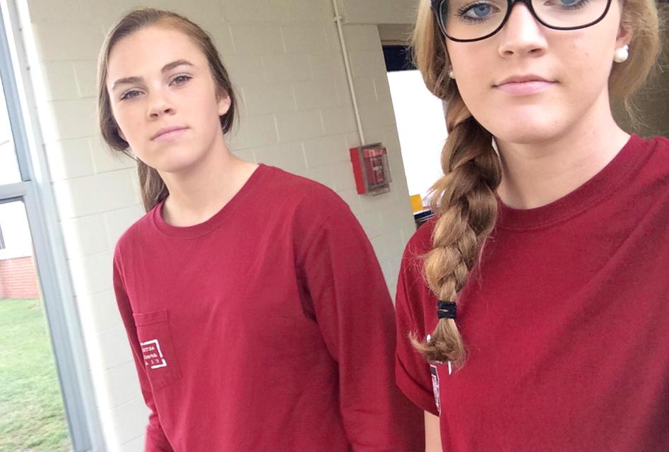 morgaaanb's tweet photo. Happy Birthday @naylorkate 🎉 you are literally the best thing ever and sixteen never looked so sweet💞 #bcCAKE 😏🎂 http://t.co/28zAwCNdxi