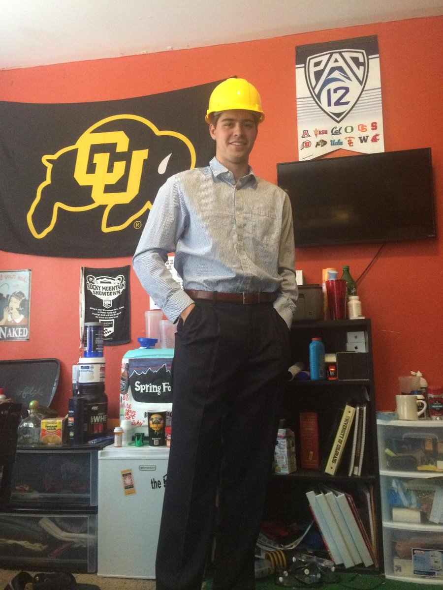 matt94clancy's tweet photo. Live tweet at Chi Psi http://t.co/7FCT9vnpED