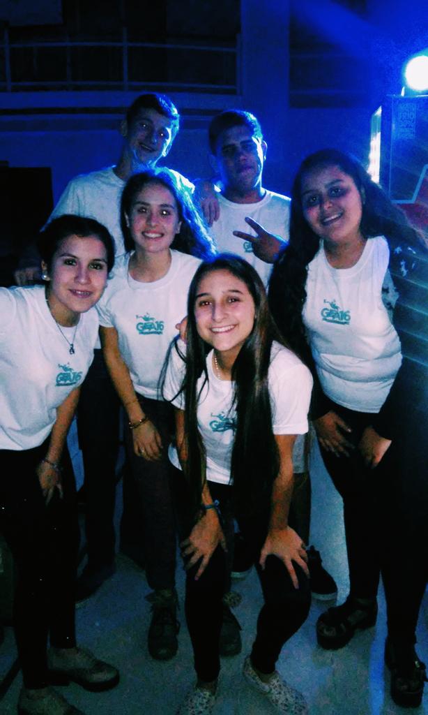 agustinacerpa_'s tweet photo. #Barra2 tenemos aguanteee 😎🍷🍻 @Nicolaas_10 http://t.co/eUlpNtkgjZ