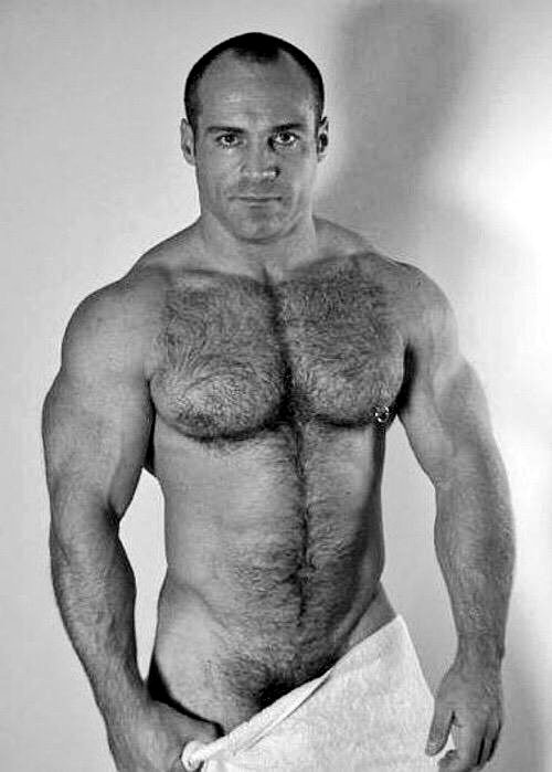 OsosMusculososM's tweet photo. Excelente inicio de mes .... no hay quinto malo ..... #OMM http://t.co/tZOpuGN2Gm