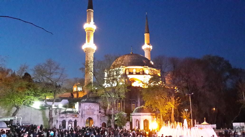 MuminHasanoglu's tweet photo. Hayırlı cumalar http://t.co/2d1Jqt4NY2