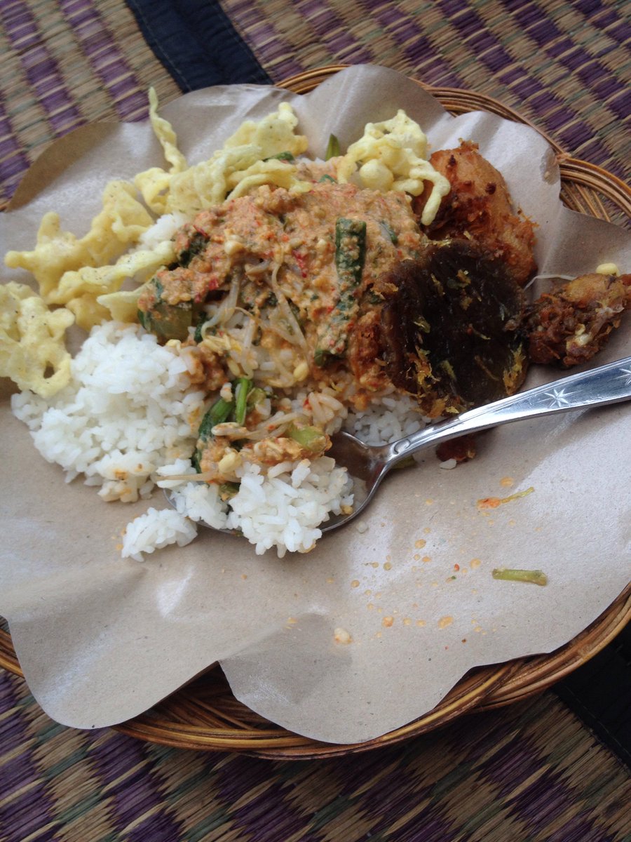 pecelMPOK tweet picture