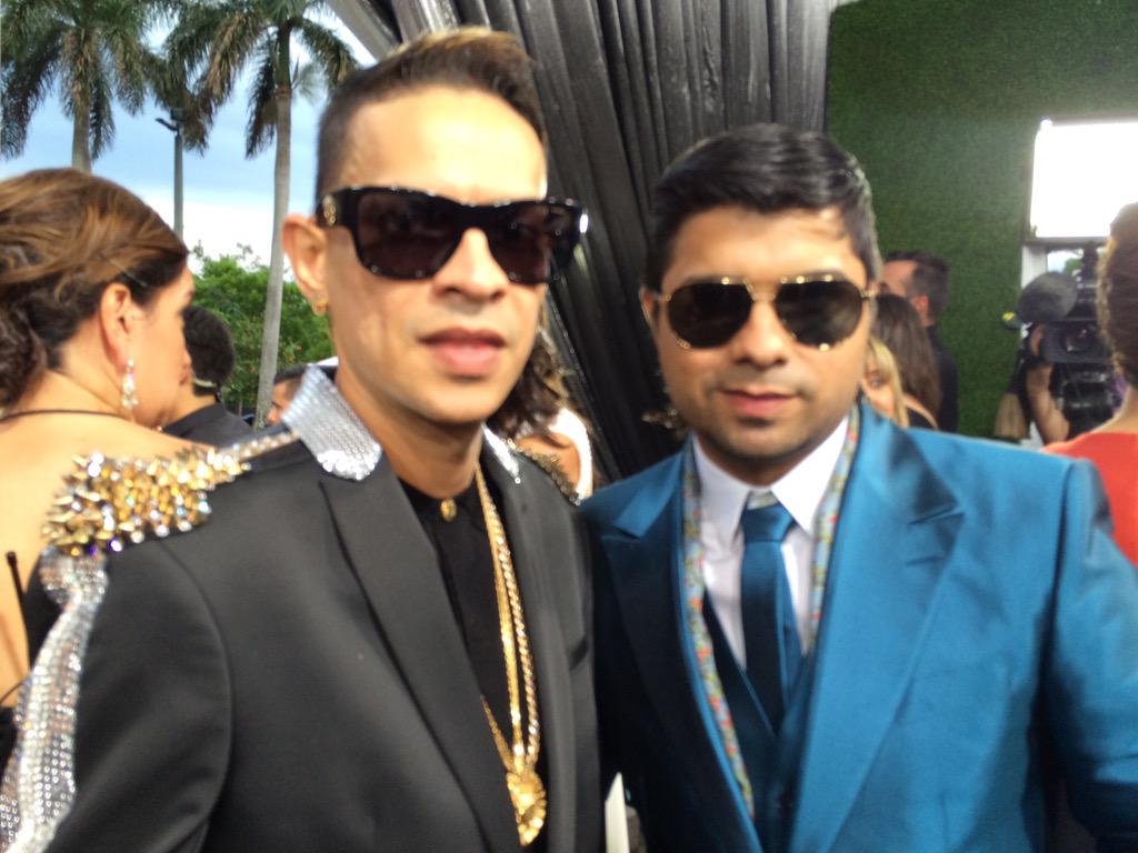 LatinBillboards's tweet photo. @PLANBLIVE en #Billboards2015 http://t.co/SJumQmqG3S