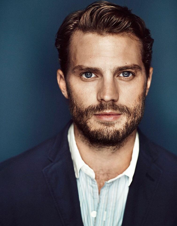 Today I want to wish a happy birthday to someone special: JAMIE DORNAN!   