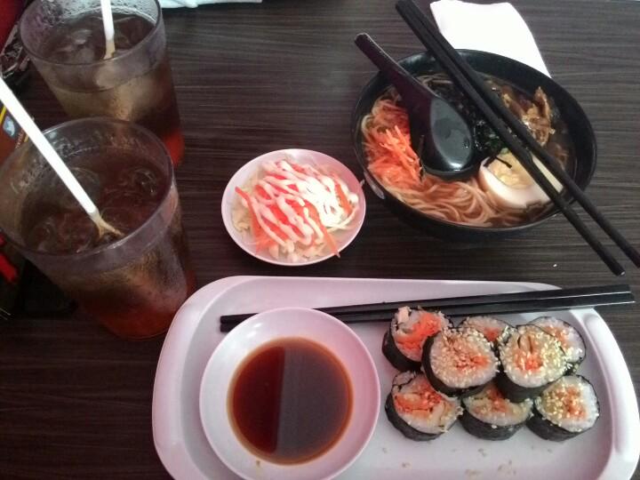Desyarsa's tweet photo. #ramenklaten @WaroenkRamen http://t.co/vmhRSdu2Vs