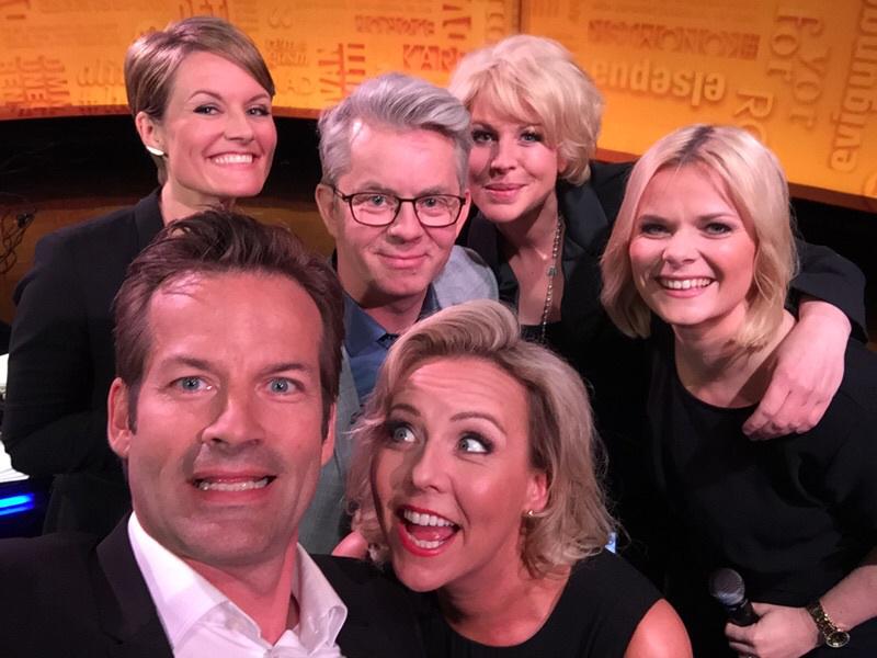 PernisoPernille's tweet photo. I kveld er det Knut sin aller siste sending. Hyll den fantastiske herr Nærum, nyt hvert sekund! http://t.co/6M6vti1no8