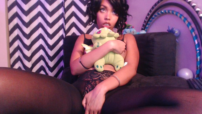 having a pout, cuddling my Cthulhu, plotting world domination http://t.co/EQJ8HomJpX<a href="/tag/thick"class="tags"><span>#thick</span></a><a href="/tag/panties"class="tags"><span>#panties</span></a><a href="/tag/thighs"class="tags"><span>#thighs</span></a>