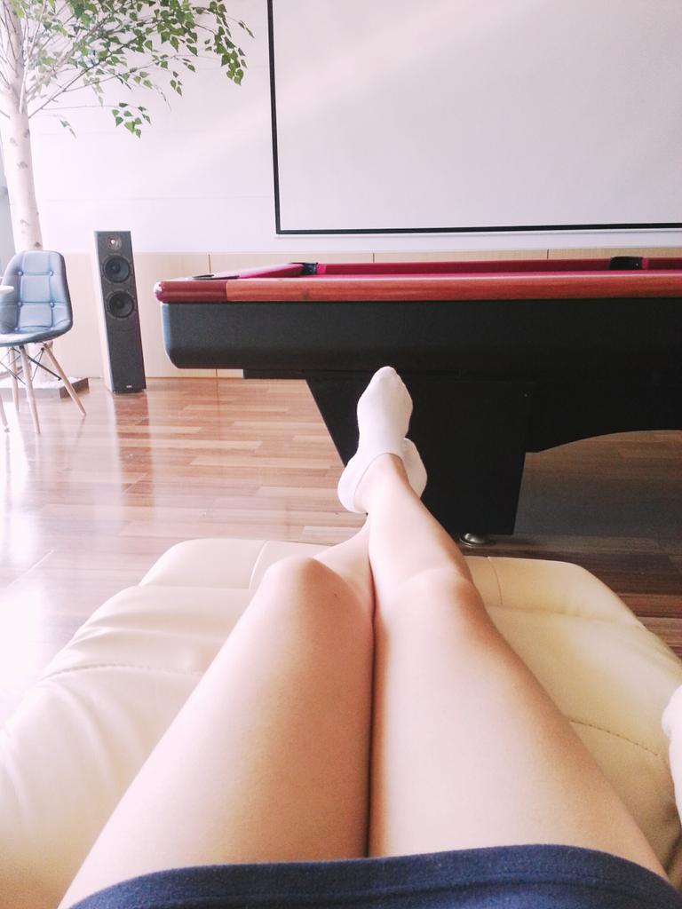 Springcat_naeru's tweet photo. 근로자의 날 근로 중 http://t.co/HFmeE8BDb6