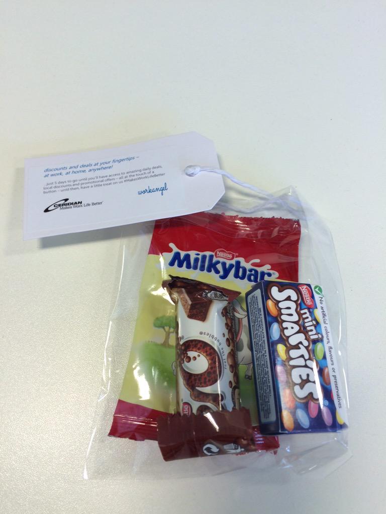 VikkiMcC's tweet photo. @Ceridian_UK thank you! #workangel http://t.co/d4BkASEm7A