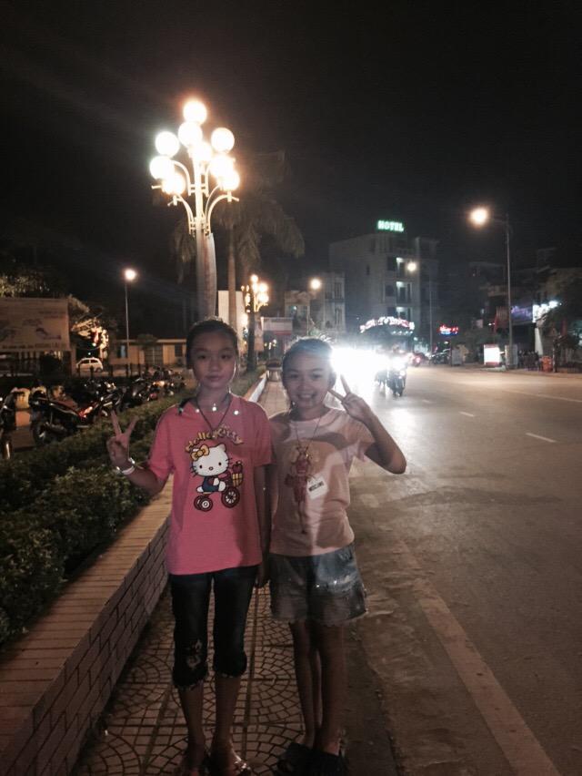 HinH9's tweet photo. Hậu của 30/4 no nê xong là  đi ra công viên chơi hóng gió cho mát😇😇😇😇😇😇 http://t.co/9pCg1Vk13B