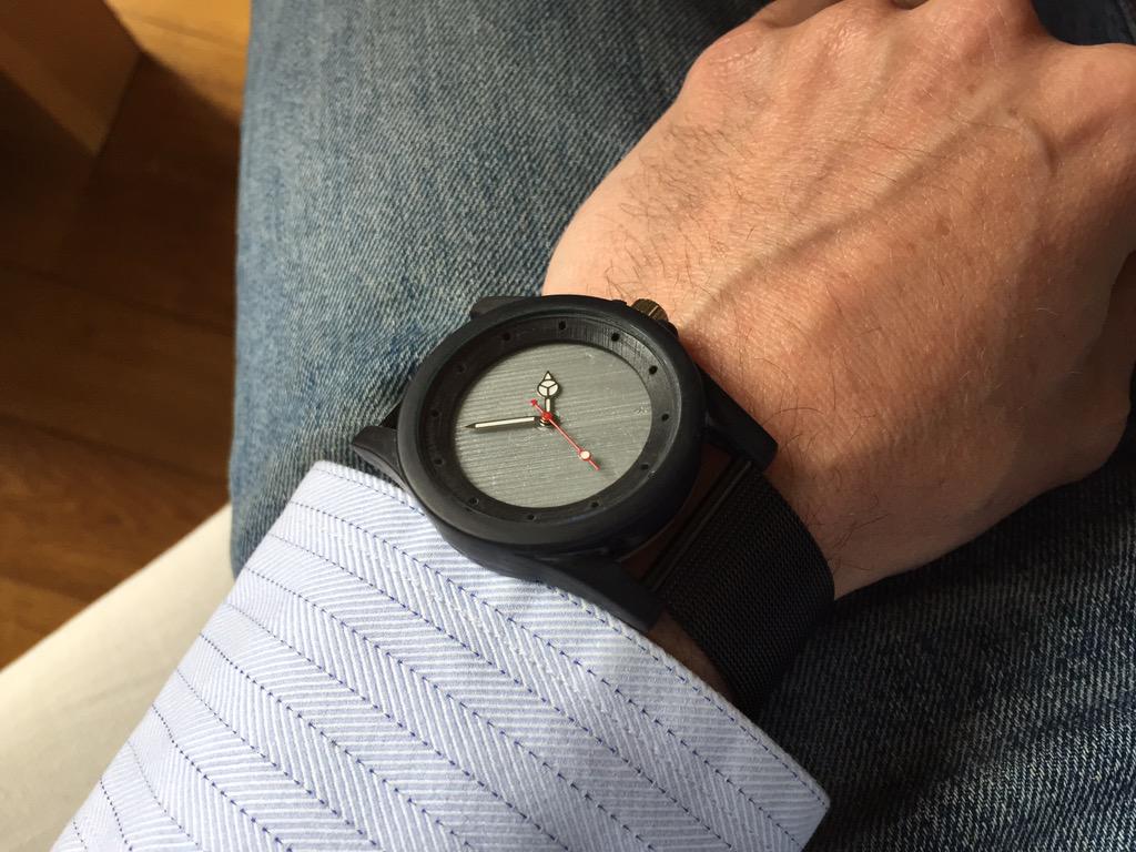 lb13881's tweet photo. #homemadewatch Black version #3dprintedwatch #3dprinting #3dprintedwatches #formlabs #makers #watchmaker #Switzerland http://t.co/CwzNpeti0w