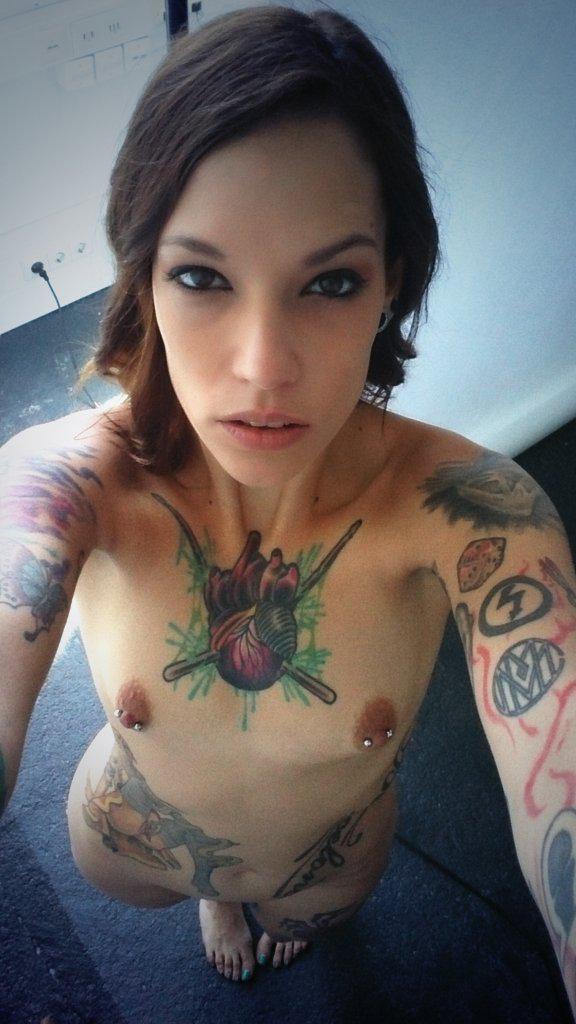 silviarubix's tweet photo. RT if you want to Lick me! #silviarubi @PornoBrazil @shoutforgrlsx @iPromoGirls247 @InkedNetwork @tattooedstunner http://t.co/2vesSlPZgs