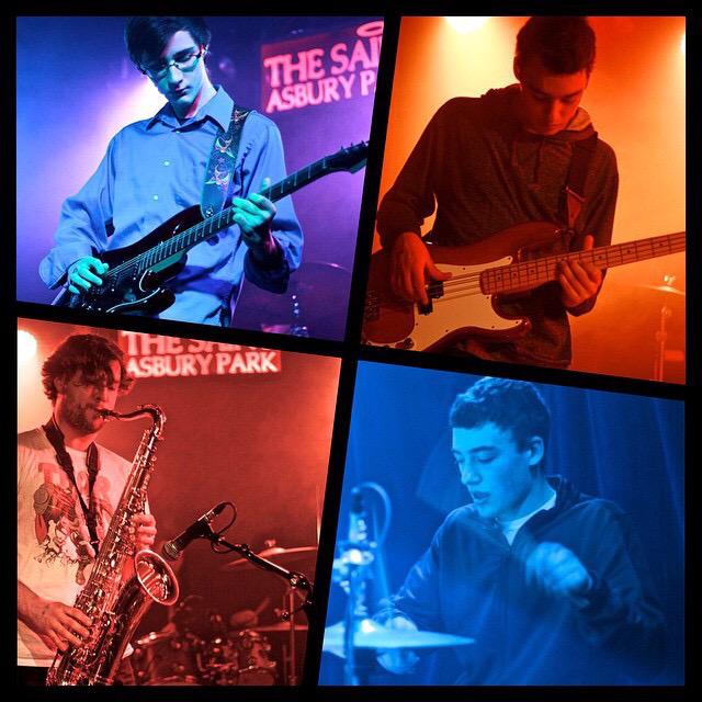DownstreamNJ's tweet photo. Downstream returns to the Saint tonight in Asbury to open for Grammy winner Larry Mitchell #getdownstream http://t.co/RdX8sZS9dc