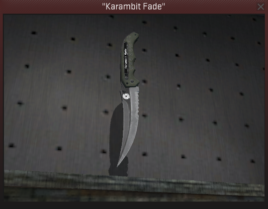 TheSmokeCS's tweet image. RT and follow myself (@Rift_Smoke) and @RiftHQ to enter for this "Karambit Fade". Ends 08/05 #CSGO #GroundBreaking