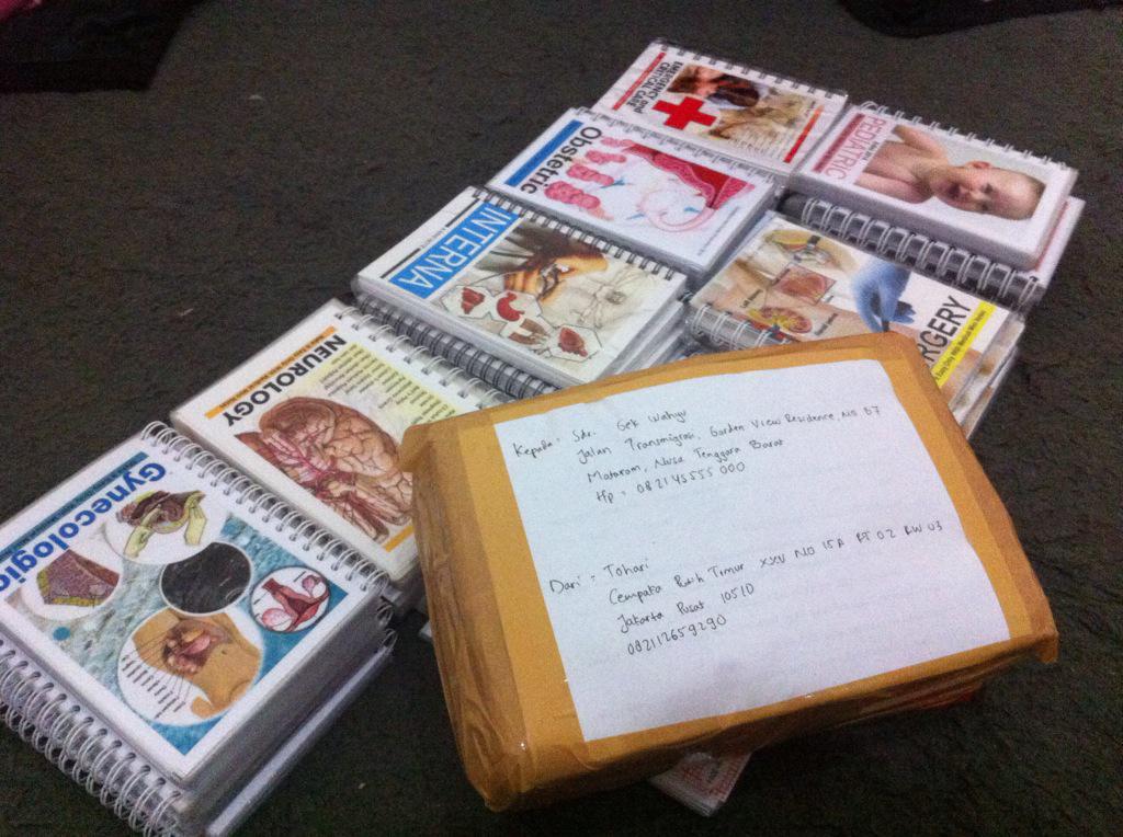 kembali dikirimkan buat pelanggan di Mataram,<a href="/FKUMJ2012/">KARSINOMA 2012</a> persiapan koas Medical mininotes bs PM atau ke <a href="/danusrangers/">Danus HMPD UMJ</a>