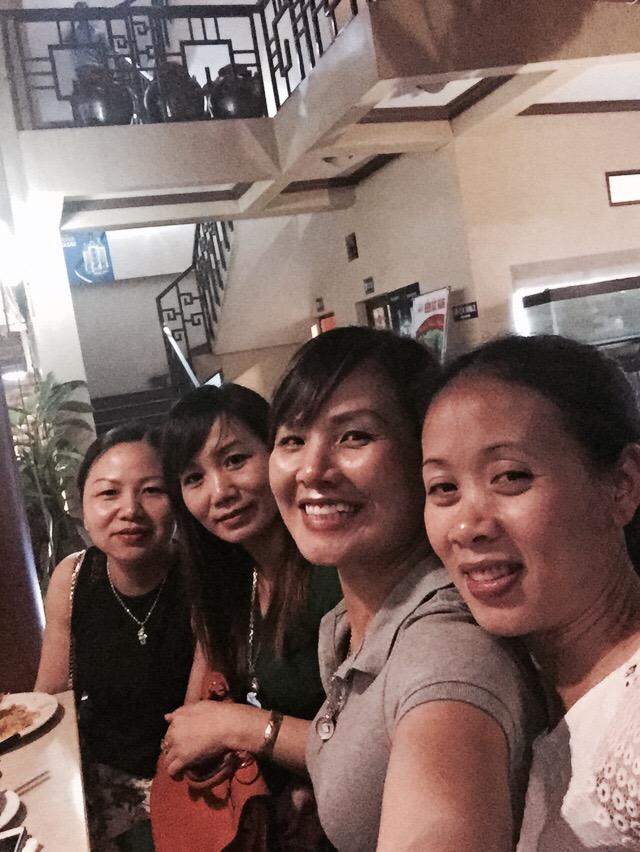 HinH9's tweet photo. 30/4/2015 vui cùng các gái iu❤️❤️❤️😜😜😜 http://t.co/qjyaRQJWJM