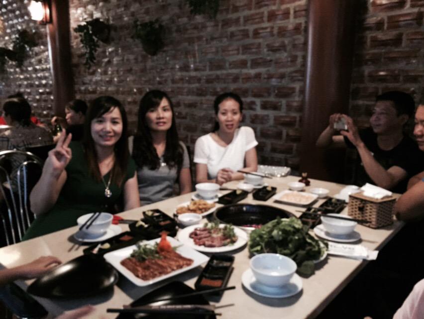 HinH9's tweet photo. 30/4/2015 vui cùng các gái iu❤️❤️❤️😜😜😜 http://t.co/qjyaRQJWJM