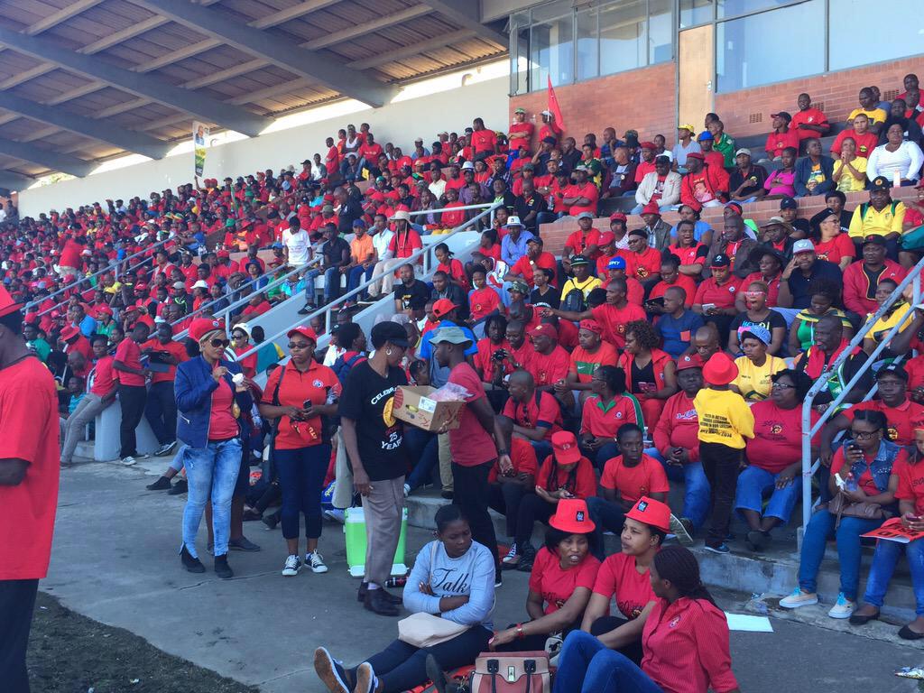 MYANC's tweet photo. #COSATU30 rally in Durban, KZN @ANCKZN http://t.co/IdDr9N9Z3D