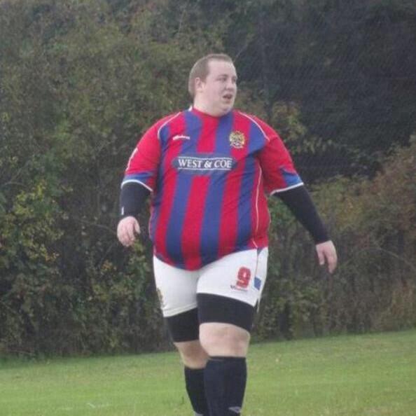 SportsJOE_UK's tweet photo. RT for big Dave from Dynamo Kebab, Fav for Falcao. http://t.co/npekQrc2qo