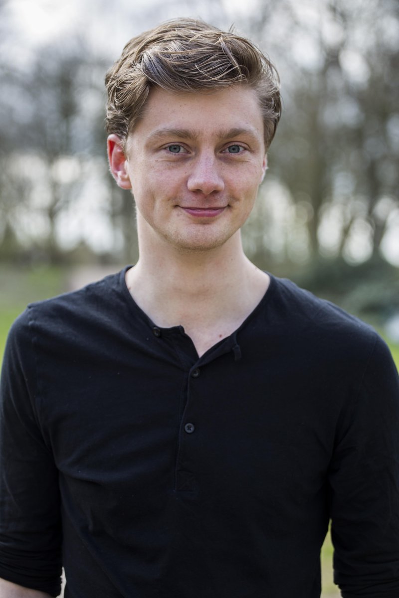 BESTUUR! Daan (21) studeert Engels en is een groot muziekliefhebber. Voor MITBY regelt Daan de sponsoring.