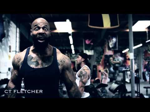 MKMMASteveWhite's tweet photo. MUSCLE BOUND MUTHA FUCKA http://t.co/7QolZvwjPm #staged http://t.co/0okW5c9TH2