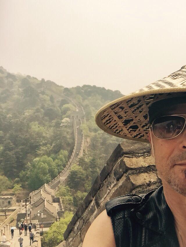Rudolf Schenker on Twitter: &ldquo;Undercover at the Chinese Wall 😜 http://t
