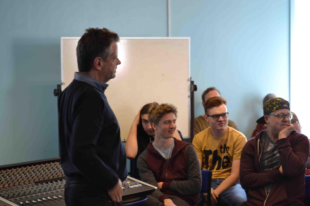 UCDoncasterMPA's tweet photo. BA CMT great session from ace producer Gary Bromham - also got hands-on with SSL desk courtesy of @ProductionRoom http://t.co/YghzQYi2d6