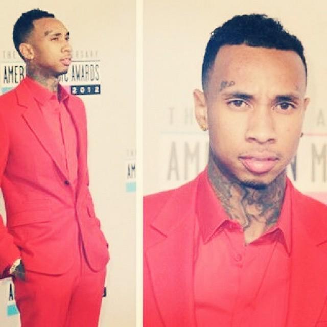 horn_ly's tweet image. #hiphop #OfficialLook#music #genre #song #songs  #melody #hiphop #rnb #pop #love #rap #dubstep #instagood #beat #be…