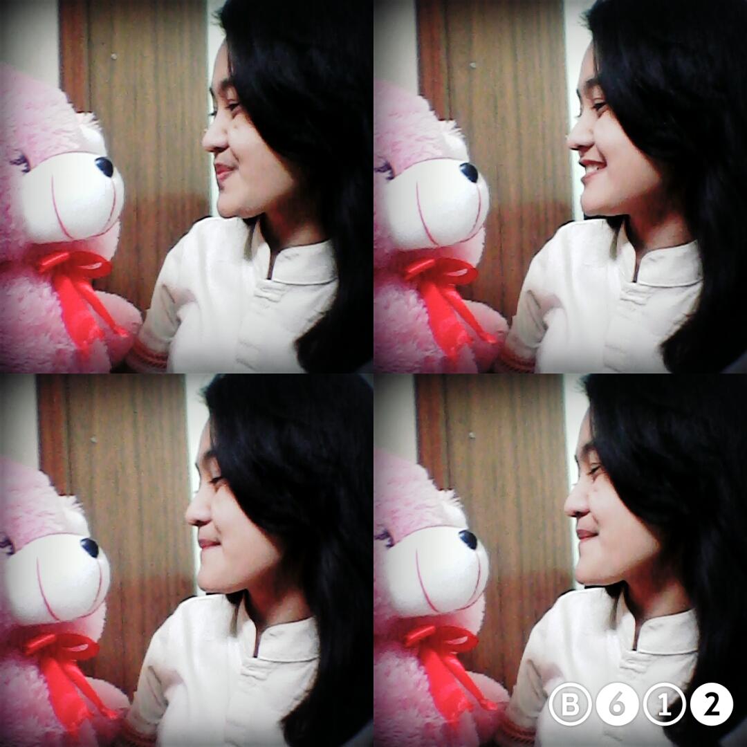 r_pratiwi's tweet photo. aihh,soo sweettt (˘▿˘ʃƪ) "@YeniSulistiani: Bonekanya ngajak selfie bu cantikk :* @r_pratiwi http://t.co/fkXcRK7bTC"
